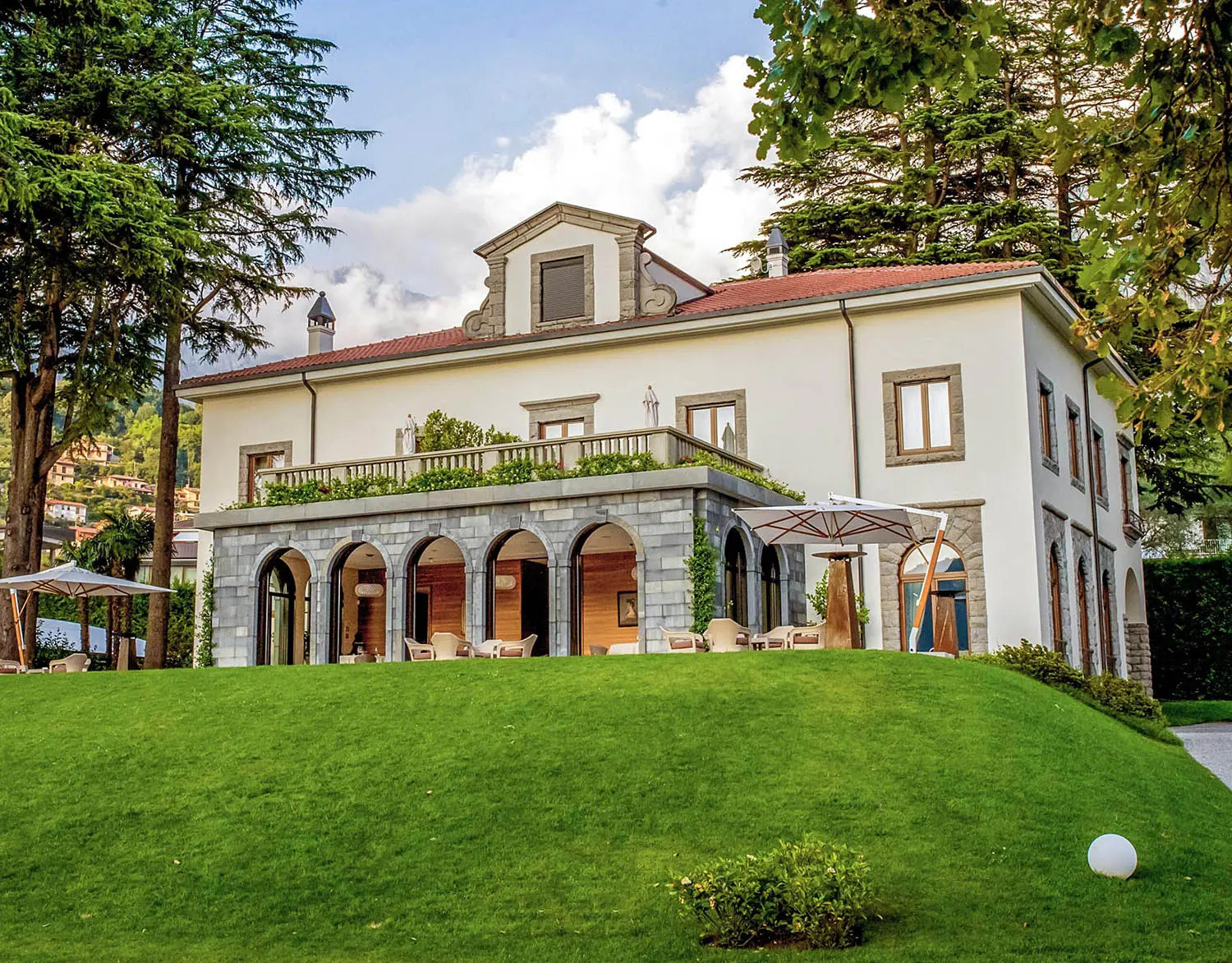 Villa Lario Resort, Mandello